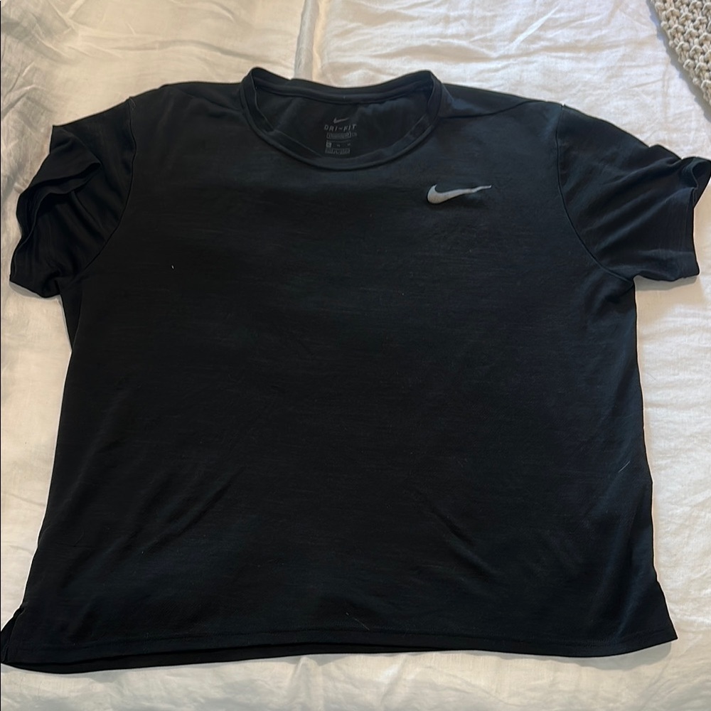 Nike Men’s Black T-Shirt